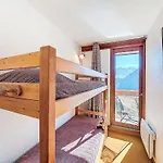 Apartman Vostok Zodiaque-70 By Interhome