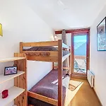 Apartman Vostok Zodiaque-70 By Interhome
